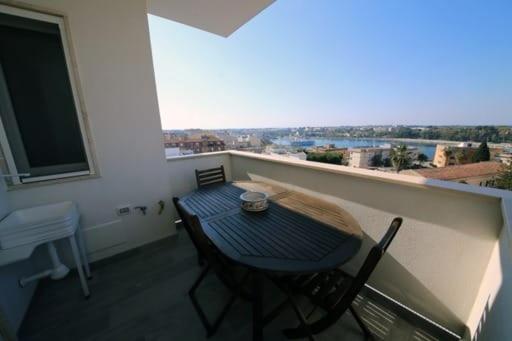 7 Cielo Apartment Бриндизи Екстериор снимка